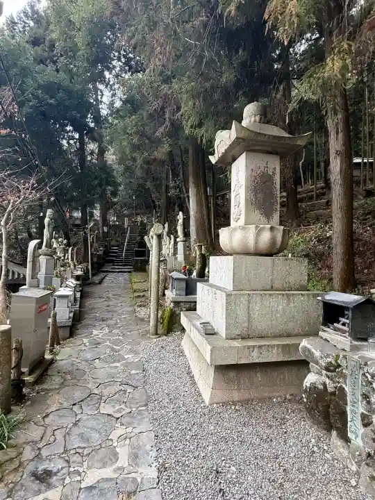 宝山寺の{uncategorized: "未分類", other: "その他", undefined: "問題あり", building: "その他建物", grave: "お墓", sacred_gate: "鳥居", guardian: "狛犬", statue: "像", buddha: "仏像", history: "歴史", nature: "自然", garden: "庭園", animal: "動物", pagoda: "塔", temizu: "手水舎", mountain_gate: "山門・神門", sanctuary: "本殿・本堂", subordinate: "末社・摂社", art: "芸術", scenery: "景色", jizo: "地蔵", ema: "絵馬", goshuin: "御朱印", omikuji: "おみくじ", items: "授与品その他", amulet: "お守り", goshuincho: "御朱印帳", eats: "食事", festival: "お祭り", votive_dance: "神楽", shichigosan: "七五三参", wedding: "結婚式", experience: "体験その他", initially: "初詣", around: "周辺", anti_infection: "感染症対策"}