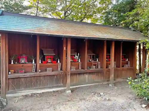 宇流冨志禰神社の末社・摂社
