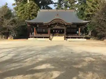 諏訪神社の本殿・本堂