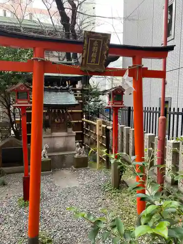 三田春日神社の末社