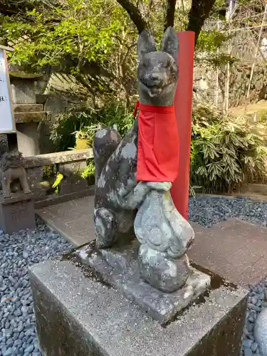 鎮西大社諏訪神社の{uncategorized: "未分類", other: "その他", undefined: "問題あり", building: "その他建物", grave: "お墓", sacred_gate: "鳥居", guardian: "狛犬", statue: "像", buddha: "仏像", history: "歴史", nature: "自然", garden: "庭園", animal: "動物", pagoda: "塔", temizu: "手水舎", mountain_gate: "山門・神門", sanctuary: "本殿・本堂", subordinate: "末社・摂社", art: "芸術", scenery: "景色", jizo: "地蔵", ema: "絵馬", goshuin: "御朱印", omikuji: "おみくじ", items: "授与品その他", amulet: "お守り", goshuincho: "御朱印帳", eats: "食事", festival: "お祭り", votive_dance: "神楽", shichigosan: "七五三参", wedding: "結婚式", experience: "体験その他", initially: "初詣", around: "周辺", anti_infection: "感染症対策"}