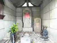 正徳寺の{uncategorized: "未分類", other: "その他", undefined: "問題あり", building: "その他建物", grave: "お墓", sacred_gate: "鳥居", guardian: "狛犬", statue: "像", buddha: "仏像", history: "歴史", nature: "自然", garden: "庭園", animal: "動物", pagoda: "塔", temizu: "手水舎", mountain_gate: "山門・神門", sanctuary: "本殿・本堂", subordinate: "末社・摂社", art: "芸術", scenery: "景色", jizo: "地蔵", ema: "絵馬", goshuin: "御朱印", omikuji: "おみくじ", items: "授与品その他", amulet: "お守り", goshuincho: "御朱印帳", eats: "食事", festival: "お祭り", votive_dance: "神楽", shichigosan: "七五三参", wedding: "結婚式", experience: "体験その他", initially: "初詣", around: "周辺", anti_infection: "感染症対策"}