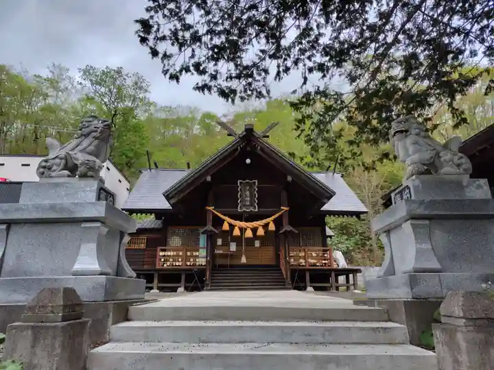夕張神社(北海道)