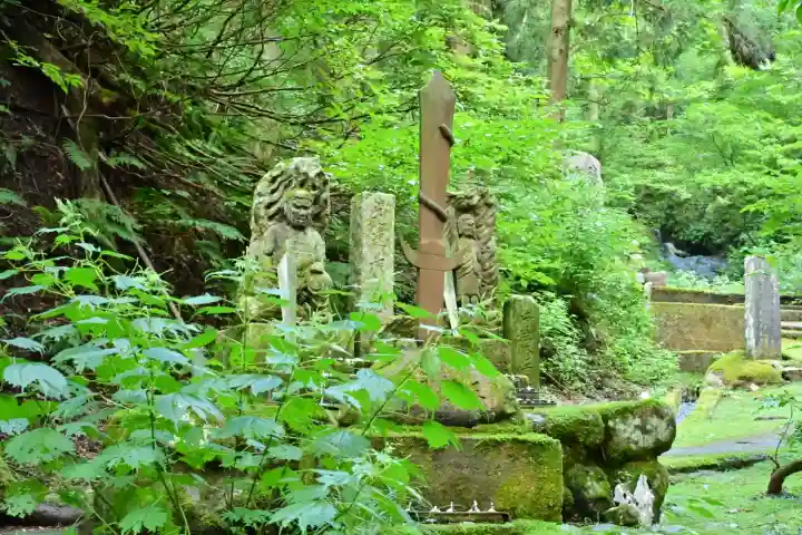 八海山尊神社元宮(旧里宮)(新潟県)