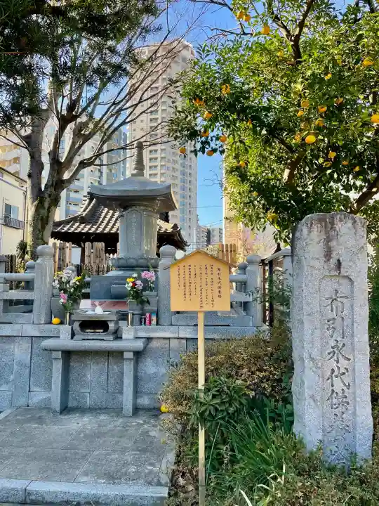 幸國寺の{uncategorized: "未分類", other: "その他", undefined: "問題あり", building: "その他建物", grave: "お墓", sacred_gate: "鳥居", guardian: "狛犬", statue: "像", buddha: "仏像", history: "歴史", nature: "自然", garden: "庭園", animal: "動物", pagoda: "塔", temizu: "手水舎", mountain_gate: "山門・神門", sanctuary: "本殿・本堂", subordinate: "末社・摂社", art: "芸術", scenery: "景色", jizo: "地蔵", ema: "絵馬", goshuin: "御朱印", omikuji: "おみくじ", items: "授与品その他", amulet: "お守り", goshuincho: "御朱印帳", eats: "食事", festival: "お祭り", votive_dance: "神楽", shichigosan: "七五三参", wedding: "結婚式", experience: "体験その他", initially: "初詣", around: "周辺", anti_infection: "感染症対策"}