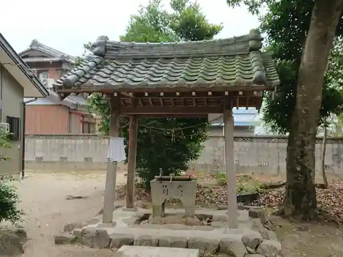 篠田神社の手水舎