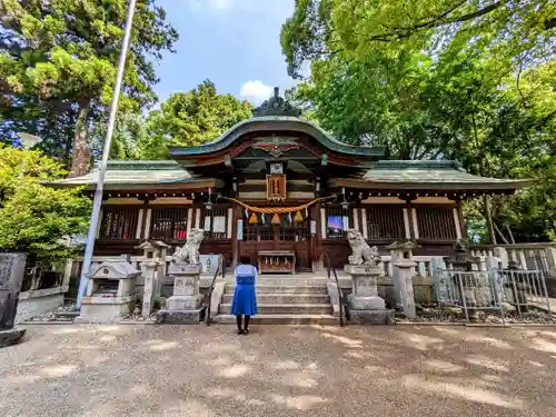 挙母神社の本殿・本堂