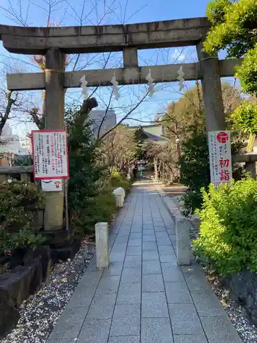鳩森八幡神社の鳥居