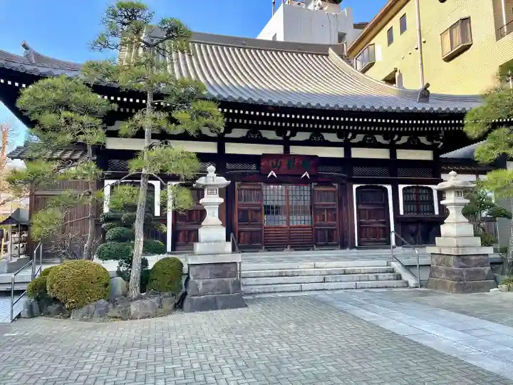 宗三寺の本殿・本堂