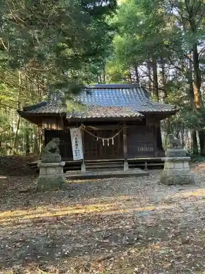 高尾神社の{uncategorized: "未分類", other: "その他", undefined: "問題あり", building: "その他建物", grave: "お墓", sacred_gate: "鳥居", guardian: "狛犬", statue: "像", buddha: "仏像", history: "歴史", nature: "自然", garden: "庭園", animal: "動物", pagoda: "塔", temizu: "手水舎", mountain_gate: "山門・神門", sanctuary: "本殿・本堂", subordinate: "末社・摂社", art: "芸術", scenery: "景色", jizo: "地蔵", ema: "絵馬", goshuin: "御朱印", omikuji: "おみくじ", items: "授与品その他", amulet: "お守り", goshuincho: "御朱印帳", eats: "食事", festival: "お祭り", votive_dance: "神楽", shichigosan: "七五三参", wedding: "結婚式", experience: "体験その他", initially: "初詣", around: "周辺", anti_infection: "感染症対策"}