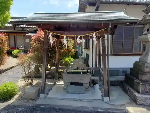 崇道天皇社の手水舎