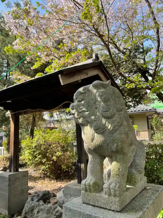 石田神社の狛犬