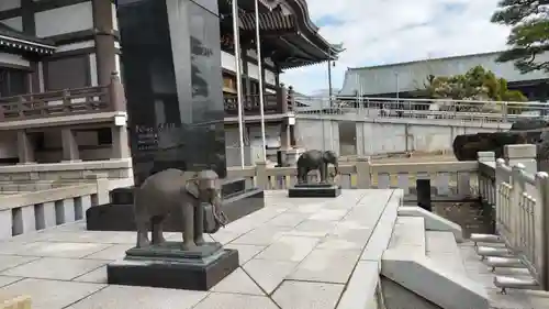 覚王山 日泰寺の狛犬