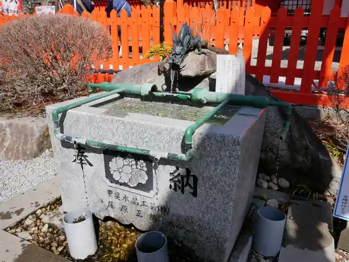 金櫻神社の手水舎