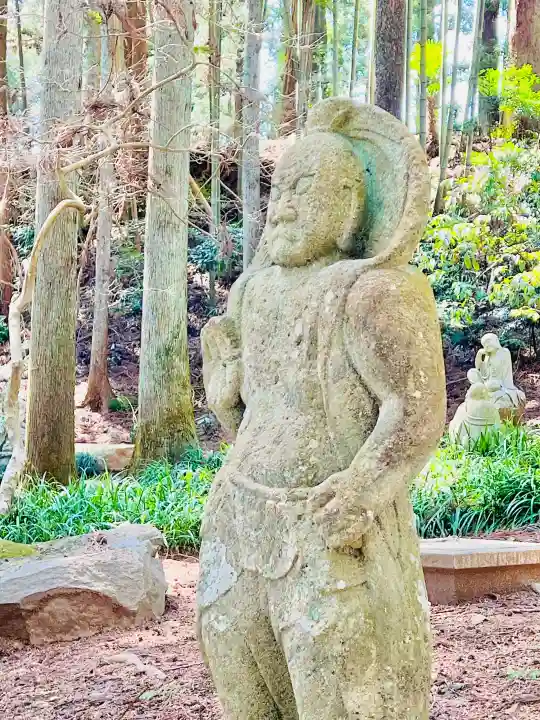 大雄寺の{uncategorized: "未分類", other: "その他", undefined: "問題あり", building: "その他建物", grave: "お墓", sacred_gate: "鳥居", guardian: "狛犬", statue: "像", buddha: "仏像", history: "歴史", nature: "自然", garden: "庭園", animal: "動物", pagoda: "塔", temizu: "手水舎", mountain_gate: "山門・神門", sanctuary: "本殿・本堂", subordinate: "末社・摂社", art: "芸術", scenery: "景色", jizo: "地蔵", ema: "絵馬", goshuin: "御朱印", omikuji: "おみくじ", items: "授与品その他", amulet: "お守り", goshuincho: "御朱印帳", eats: "食事", festival: "お祭り", votive_dance: "神楽", shichigosan: "七五三参", wedding: "結婚式", experience: "体験その他", initially: "初詣", around: "周辺", anti_infection: "感染症対策"}