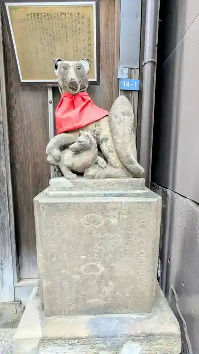 箭弓稲荷神社の狛犬