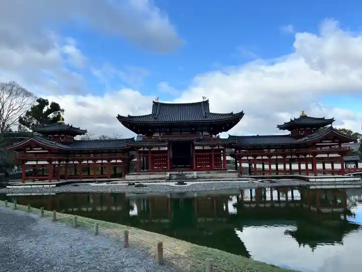 平等院の{uncategorized: "未分類", other: "その他", undefined: "問題あり", building: "その他建物", grave: "お墓", sacred_gate: "鳥居", guardian: "狛犬", statue: "像", buddha: "仏像", history: "歴史", nature: "自然", garden: "庭園", animal: "動物", pagoda: "塔", temizu: "手水舎", mountain_gate: "山門・神門", sanctuary: "本殿・本堂", subordinate: "末社・摂社", art: "芸術", scenery: "景色", jizo: "地蔵", ema: "絵馬", goshuin: "御朱印", omikuji: "おみくじ", items: "授与品その他", amulet: "お守り", goshuincho: "御朱印帳", eats: "食事", festival: "お祭り", votive_dance: "神楽", shichigosan: "七五三参", wedding: "結婚式", experience: "体験その他", initially: "初詣", around: "周辺", anti_infection: "感染症対策"}