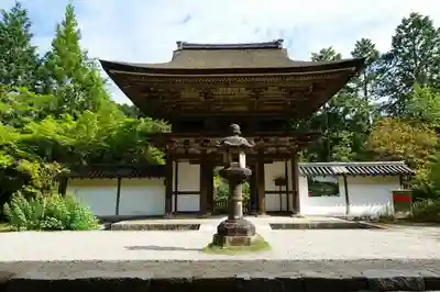円成寺の山門・神門