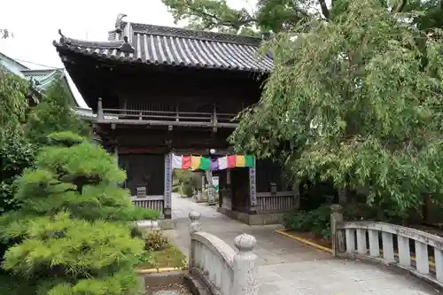 立江寺の山門