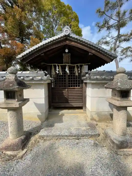 菅生神社の末社・摂社