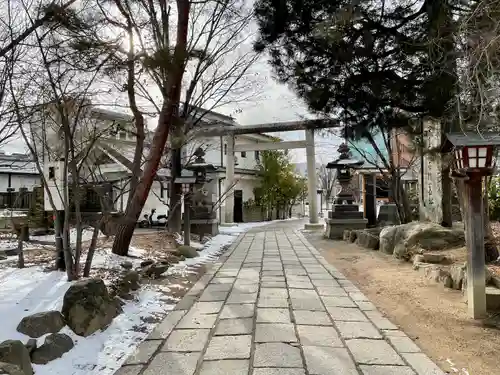 四柱神社の鳥居