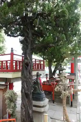 瓢箪山稲荷神社の狛犬