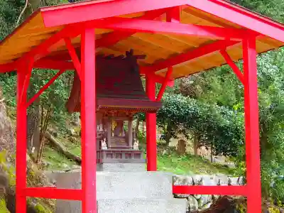 烏止野神社の末社・摂社