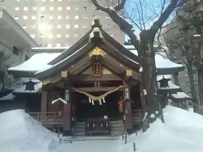 三吉神社の本殿・本堂