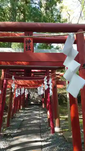 新屋山神社(山梨県)