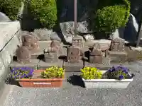 地蔵祠 (楡町公民館横)(滋賀県)