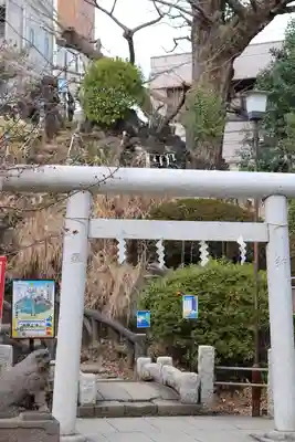 鳩森八幡神社の末社・摂社