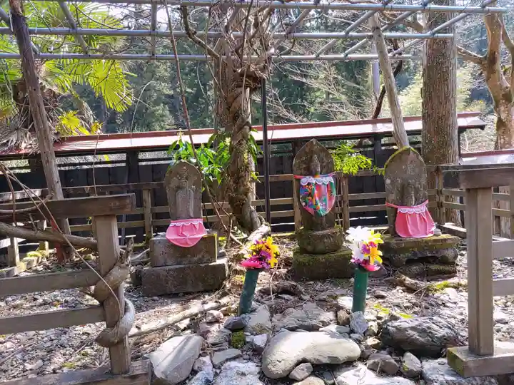 華厳寺(岐阜県)