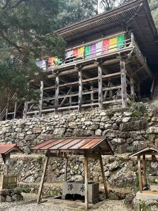 日龍峯寺(高澤観音)(美濃清水)の{uncategorized: "未分類", other: "その他", undefined: "問題あり", building: "その他建物", grave: "お墓", sacred_gate: "鳥居", guardian: "狛犬", statue: "像", buddha: "仏像", history: "歴史", nature: "自然", garden: "庭園", animal: "動物", pagoda: "塔", temizu: "手水舎", mountain_gate: "山門・神門", sanctuary: "本殿・本堂", subordinate: "末社・摂社", art: "芸術", scenery: "景色", jizo: "地蔵", ema: "絵馬", goshuin: "御朱印", omikuji: "おみくじ", items: "授与品その他", amulet: "お守り", goshuincho: "御朱印帳", eats: "食事", festival: "お祭り", votive_dance: "神楽", shichigosan: "七五三参", wedding: "結婚式", experience: "体験その他", initially: "初詣", around: "周辺", anti_infection: "感染症対策"}