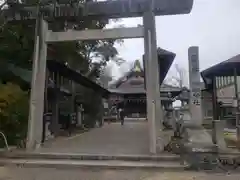 鎭國守國神社の鳥居