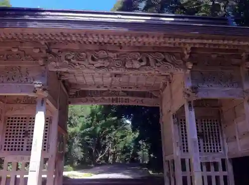 倭文神社の山門