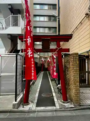 野中神社の{uncategorized: "未分類", other: "その他", undefined: "問題あり", building: "その他建物", grave: "お墓", sacred_gate: "鳥居", guardian: "狛犬", statue: "像", buddha: "仏像", history: "歴史", nature: "自然", garden: "庭園", animal: "動物", pagoda: "塔", temizu: "手水舎", mountain_gate: "山門・神門", sanctuary: "本殿・本堂", subordinate: "末社・摂社", art: "芸術", scenery: "景色", jizo: "地蔵", ema: "絵馬", goshuin: "御朱印", omikuji: "おみくじ", items: "授与品その他", amulet: "お守り", goshuincho: "御朱印帳", eats: "食事", festival: "お祭り", votive_dance: "神楽", shichigosan: "七五三参", wedding: "結婚式", experience: "体験その他", initially: "初詣", around: "周辺", anti_infection: "感染症対策"}