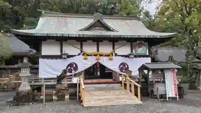 闘鶏神社の本殿・本堂