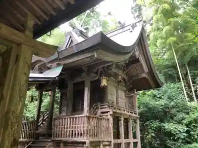 熊按神社の本殿・本堂
