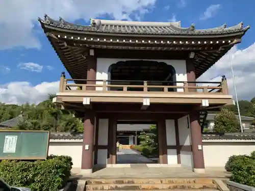 長寿寺の山門・神門