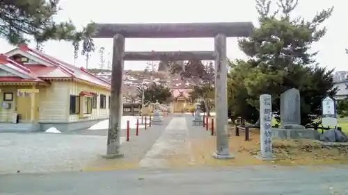 山越諏訪神社の鳥居