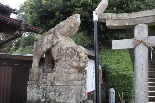 粟嶋神社の狛犬