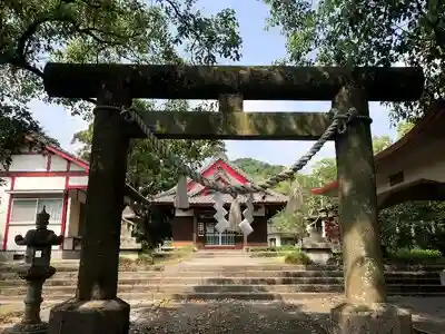 年貫神社の鳥居