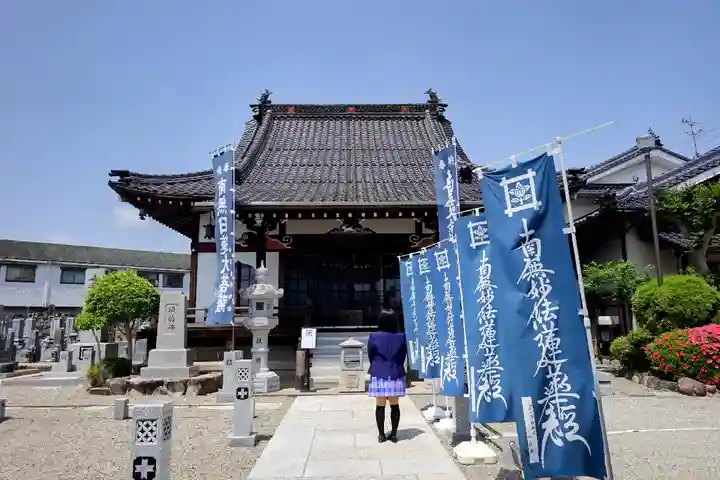 妙勝寺の本殿・本堂