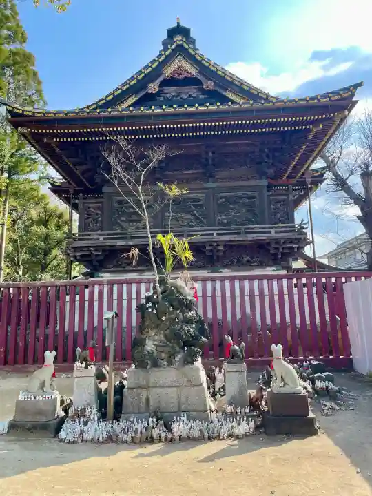 笠間稲荷神社の{uncategorized: "未分類", other: "その他", undefined: "問題あり", building: "その他建物", grave: "お墓", sacred_gate: "鳥居", guardian: "狛犬", statue: "像", buddha: "仏像", history: "歴史", nature: "自然", garden: "庭園", animal: "動物", pagoda: "塔", temizu: "手水舎", mountain_gate: "山門・神門", sanctuary: "本殿・本堂", subordinate: "末社・摂社", art: "芸術", scenery: "景色", jizo: "地蔵", ema: "絵馬", goshuin: "御朱印", omikuji: "おみくじ", items: "授与品その他", amulet: "お守り", goshuincho: "御朱印帳", eats: "食事", festival: "お祭り", votive_dance: "神楽", shichigosan: "七五三参", wedding: "結婚式", experience: "体験その他", initially: "初詣", around: "周辺", anti_infection: "感染症対策"}