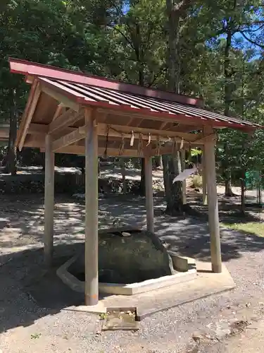 沼木神社の手水舎