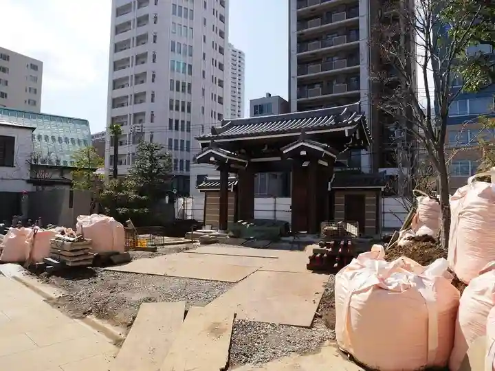 高野山東京別院の山門・神門
