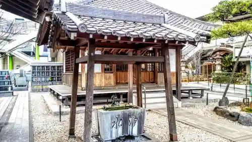 龍雲院の手水舎