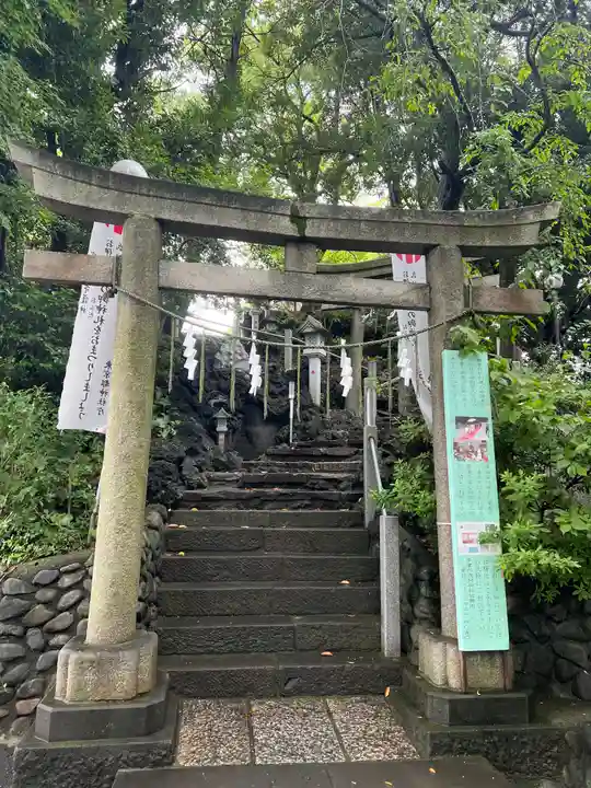多摩川浅間神社の鳥居
