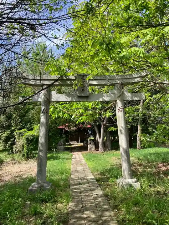 梁星宮神社の{uncategorized: "未分類", other: "その他", undefined: "問題あり", building: "その他建物", grave: "お墓", sacred_gate: "鳥居", guardian: "狛犬", statue: "像", buddha: "仏像", history: "歴史", nature: "自然", garden: "庭園", animal: "動物", pagoda: "塔", temizu: "手水舎", mountain_gate: "山門・神門", sanctuary: "本殿・本堂", subordinate: "末社・摂社", art: "芸術", scenery: "景色", jizo: "地蔵", ema: "絵馬", goshuin: "御朱印", omikuji: "おみくじ", items: "授与品その他", amulet: "お守り", goshuincho: "御朱印帳", eats: "食事", festival: "お祭り", votive_dance: "神楽", shichigosan: "七五三参", wedding: "結婚式", experience: "体験その他", initially: "初詣", around: "周辺", anti_infection: "感染症対策"}