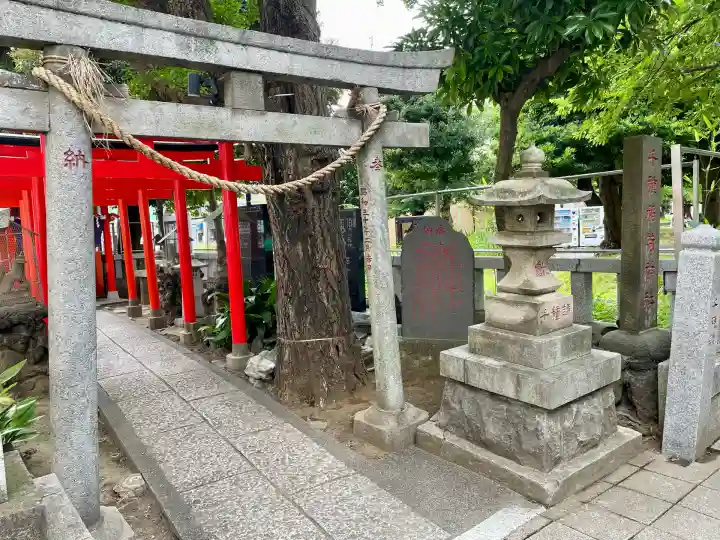 千種稲荷神社の鳥居